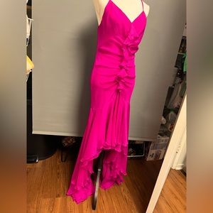 BCBG New w/tag. Mermaid gown in dreamy silk chiffon. Sz10. Showstopper!